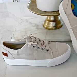 NEW! BLOWFISH MALIBU SLIP ON VEGAN LEXINE SNEAKER SZ 9